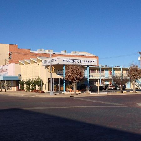 Warrick Plaza Inn Plainview Экстерьер фото