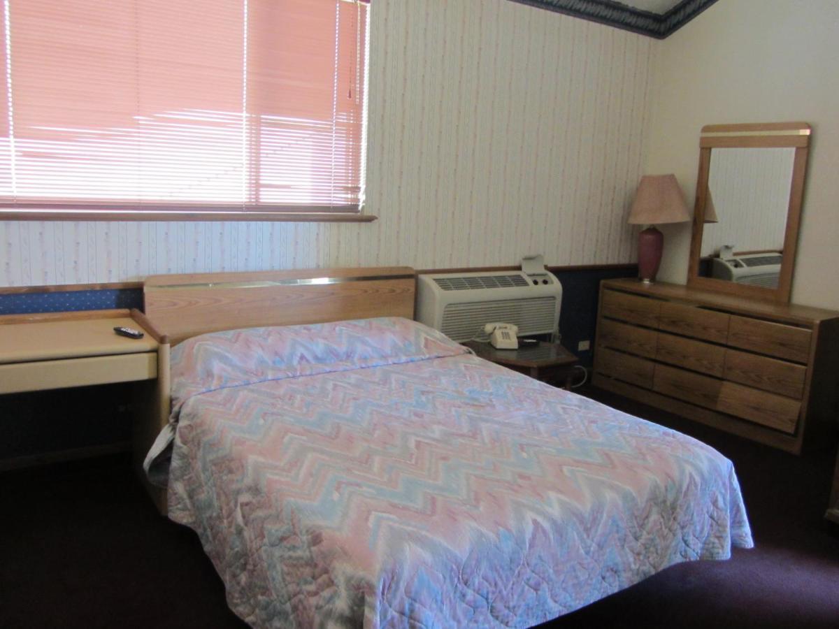 Warrick Plaza Inn Plainview Номер фото