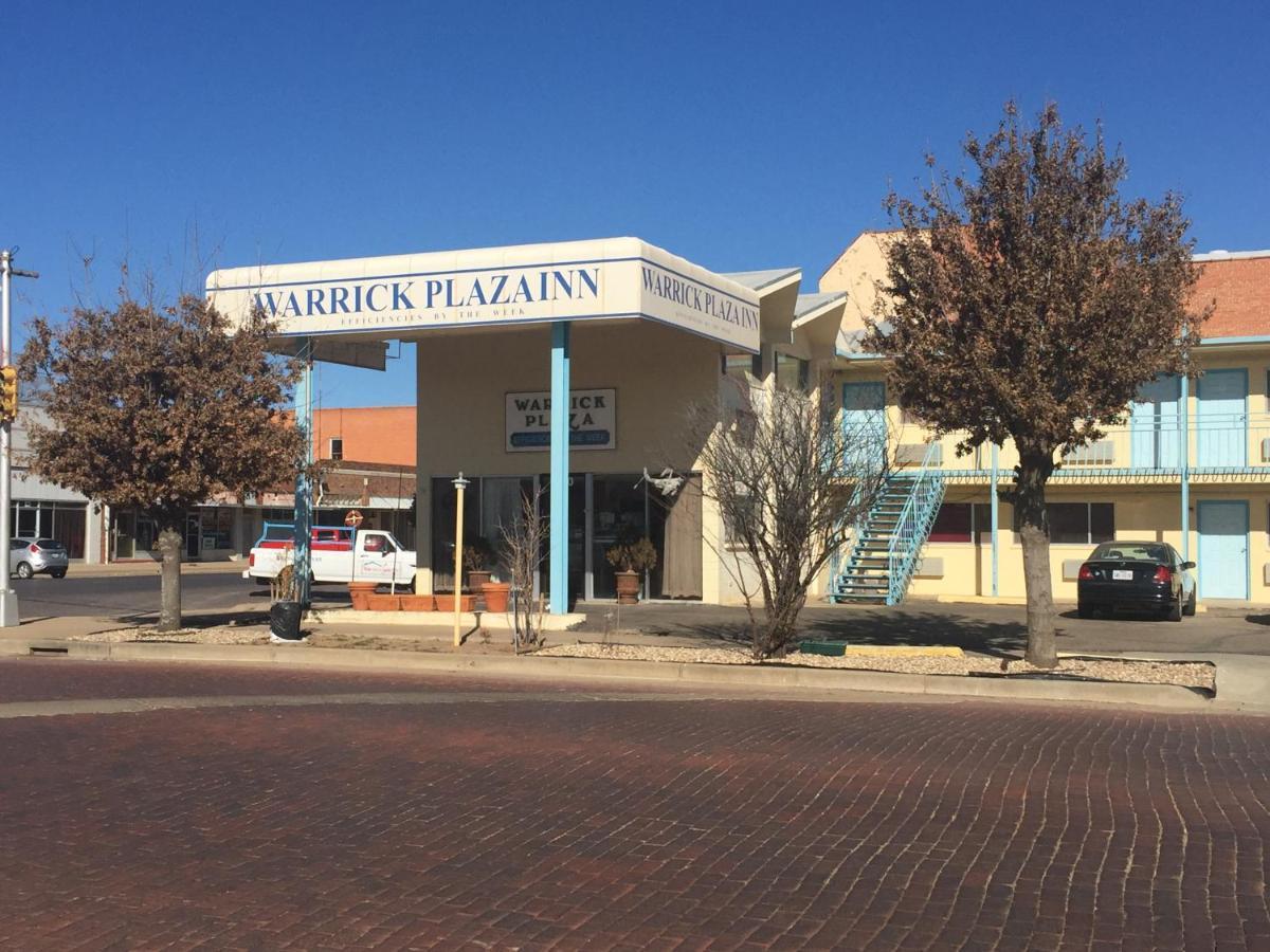 Warrick Plaza Inn Plainview Экстерьер фото